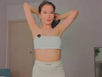 EmiliaDrol  live sex cam