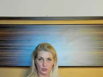 MissyNia  live sex cam