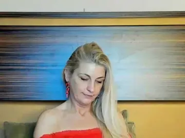 MissyNia  live sex cam
