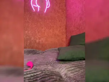 Ms-chertovka  live sex cam