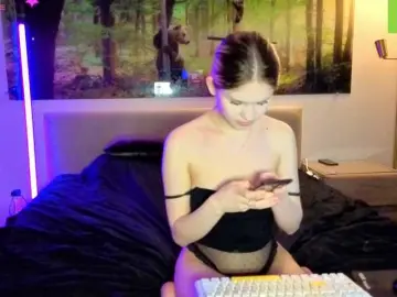 Cutie-fox20  live sex cam