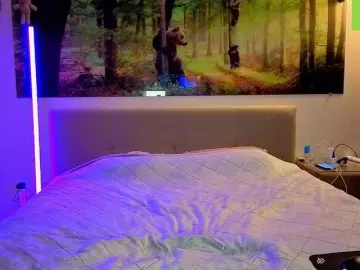 Cutie-fox20  live sex cam