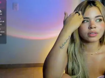 Sophiazilla  live sex cam