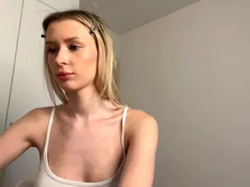 DelsieBrozell  live sex cam