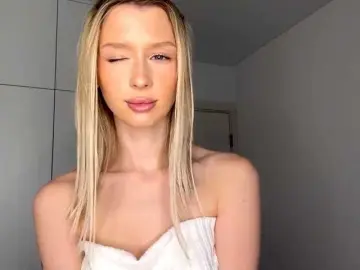 DelsieBrozell  live sex cam