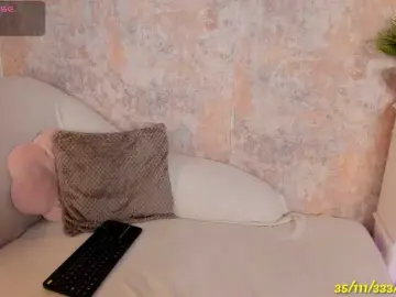 HOTbrunette69  live sex cam