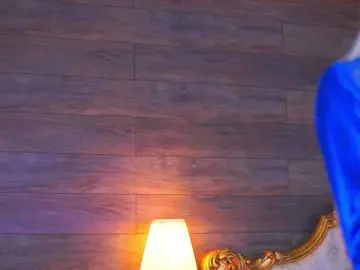 JuicyJessye  live sex cam