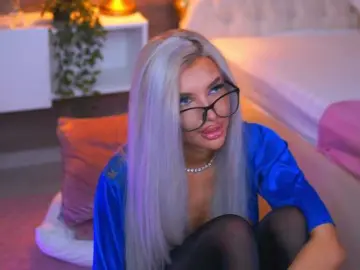 JuicyJessye  live sex cam