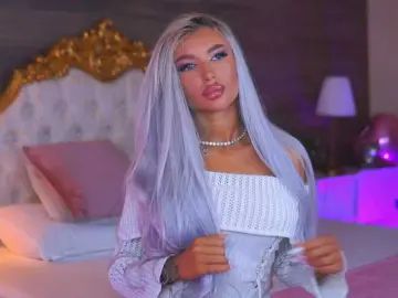 JuicyJessye  live sex cam