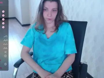 RennaHart  live sex cam