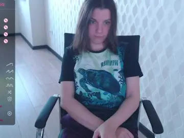 RennaHart  live sex cam