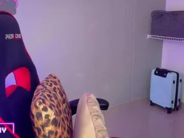 SAMYTATTU21  live sex cam