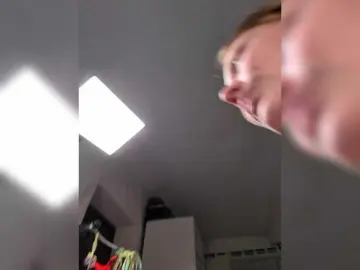 Zlatalata  live sex cam