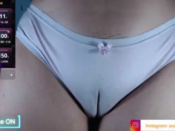 Ana-loveee  live sex cam
