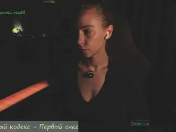 Eva-adamova  live sex cam