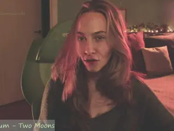 Eva-adamova  live sex cam