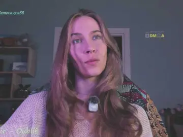 Eva-adamova  live sex cam