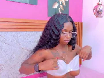 Kinkyandsavage  live sex cam