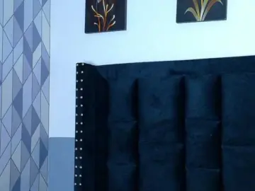 Kinkyandsavage  live sex cam