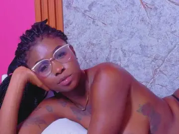 Kinkyandsavage  live sex cam