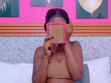 Kinkyandsavage  live sex cam
