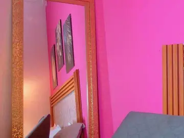 Kinkyandsavage  live sex cam