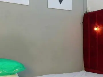 Kinkyandsavage  live sex cam