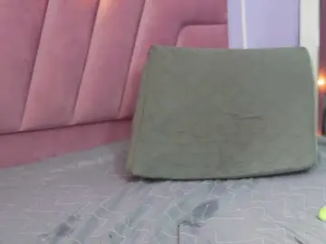 Kinkyandsavage  live sex cam