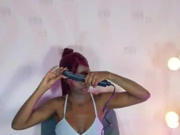 Kinkyandsavage  live sex cam