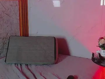Kinkyandsavage  live sex cam