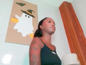 Kinkyandsavage  live sex cam