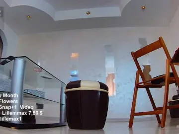Lillemax  live sex cam