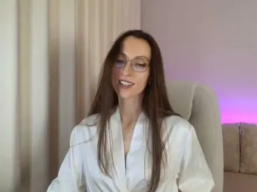 Loftygirl  live sex cam