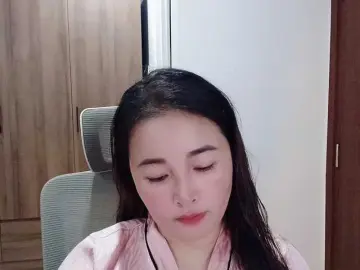 Benahot69  live sex cam