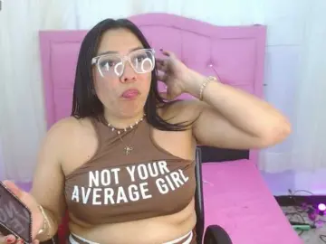Melodyxcute  live sex cam