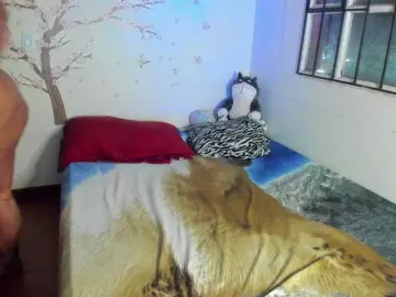 NayaraHanni1  live sex cam