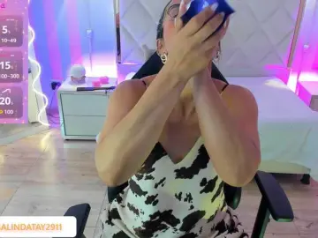 Rosalind-tay  live sex cam