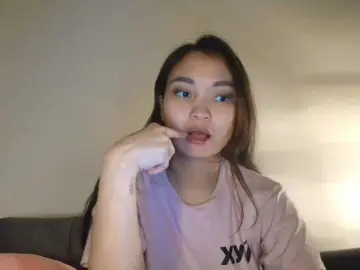 RozyBlack  live sex cam