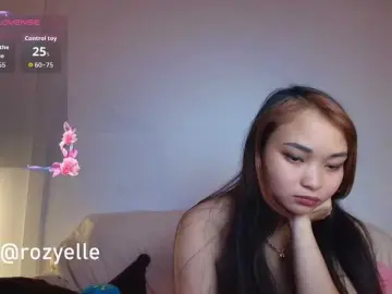 RozyBlack  live sex cam