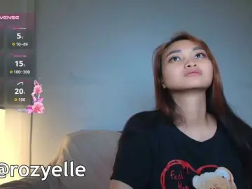 RozyBlack  live sex cam