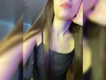 XyLiGANOCHKAA  live sex cam