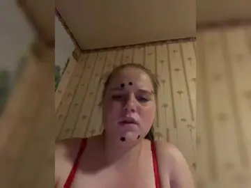 Tinylily  live sex cam