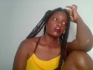 Chocolate-saucy  live sex cam