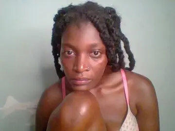Chocolate-saucy  live sex cam
