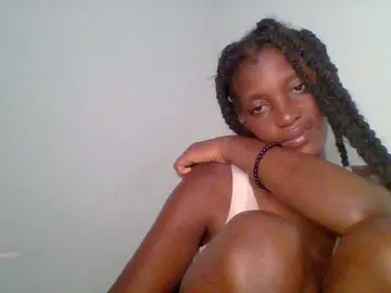 Chocolate-saucy  live sex cam