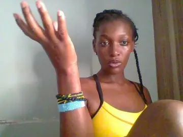 Chocolate-saucy  live sex cam