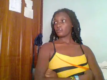 Chocolate-saucy  live sex cam