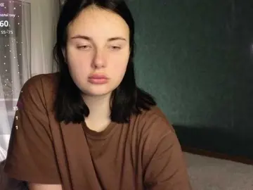 Kirunya-  live sex cam