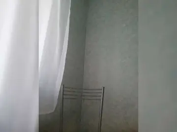 Kroshka-meow  live sex cam