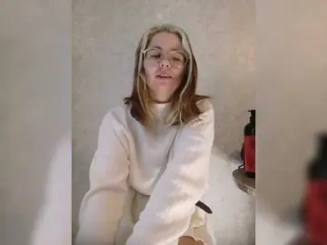 Kroshka-meow  live sex cam